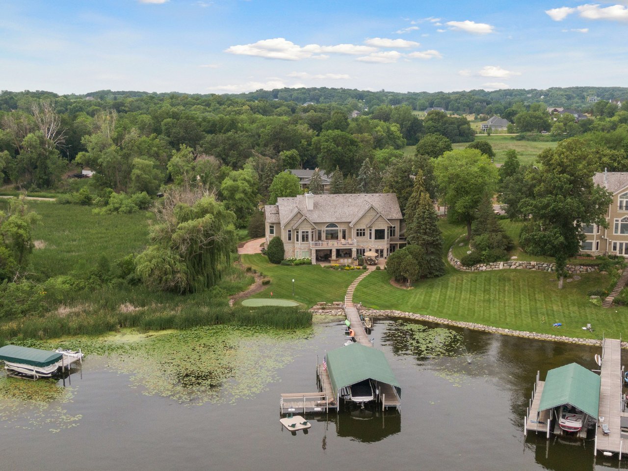 1006 Wildhurst Trl, Orono MN
