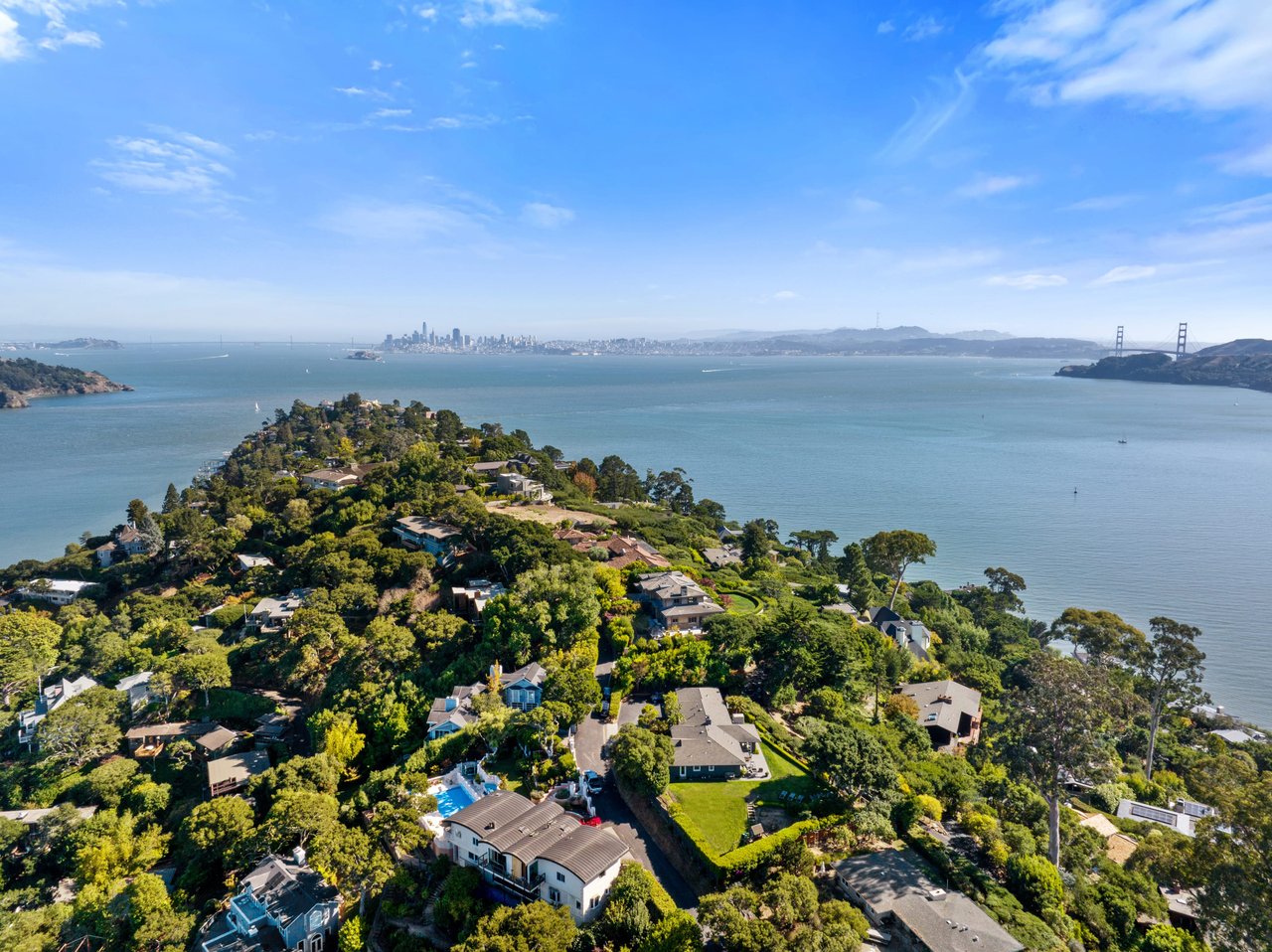 Exceptional Location on Belvedere Island