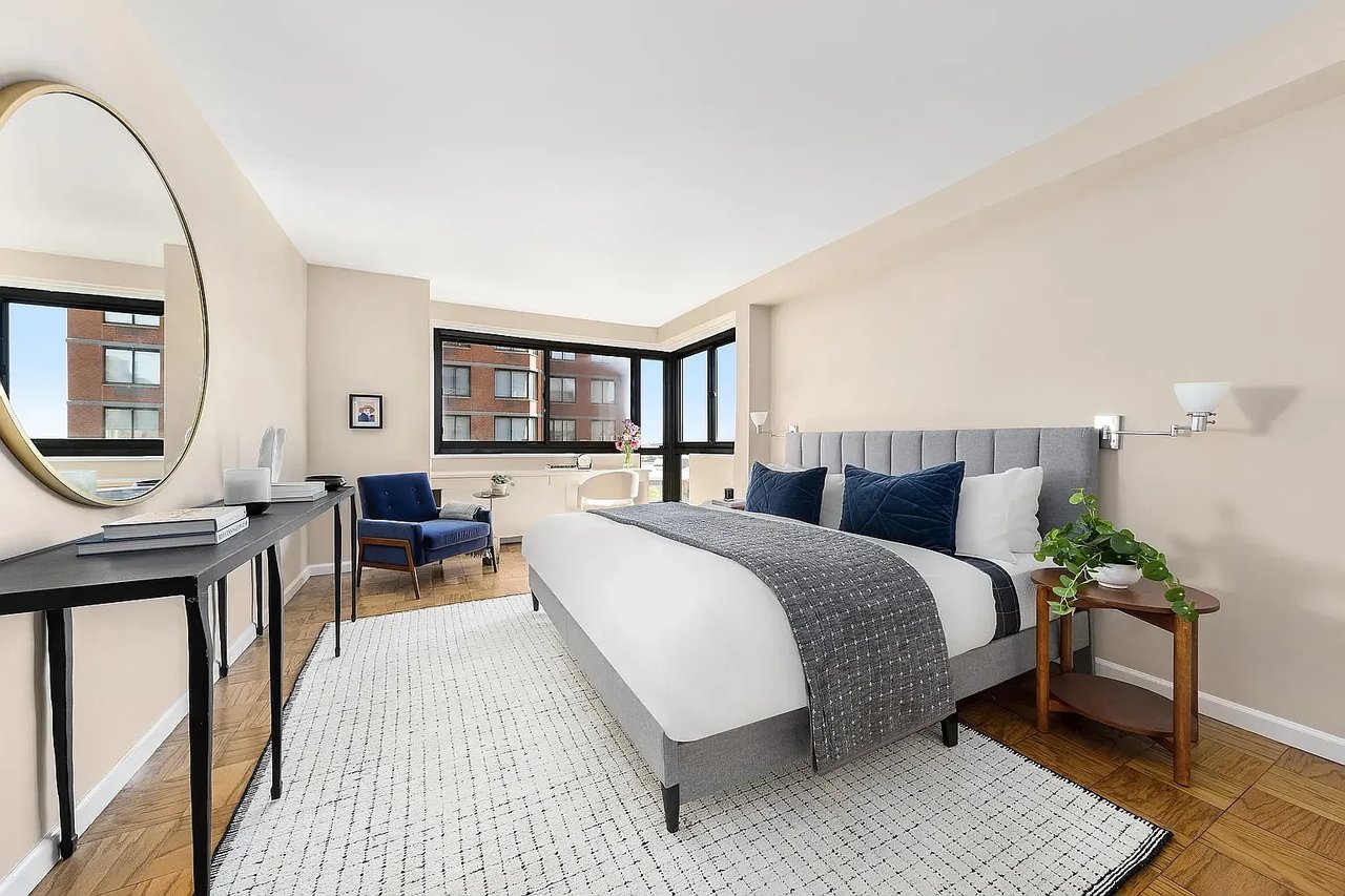 1725 York Avenue, Unit 14B