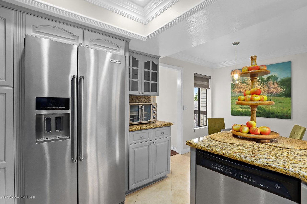 835 S Lucerne Blvd, #212