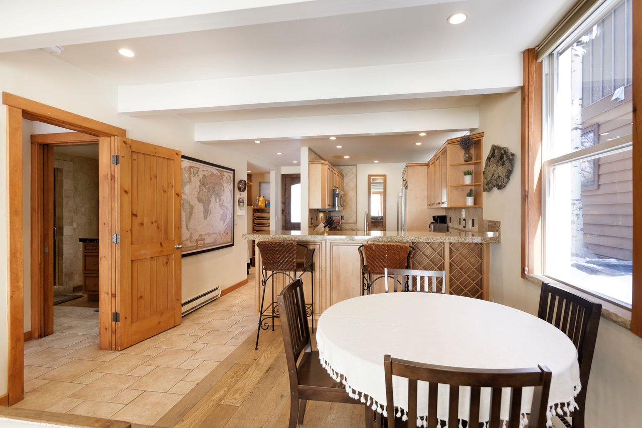 801 E Hopkins Avenue Unit: 1
