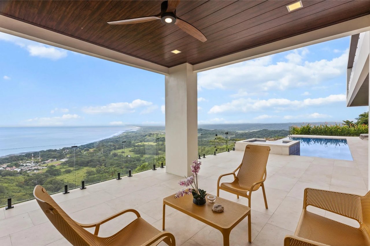 Luxury Ocean View Villa, Jaco, Puntarenas