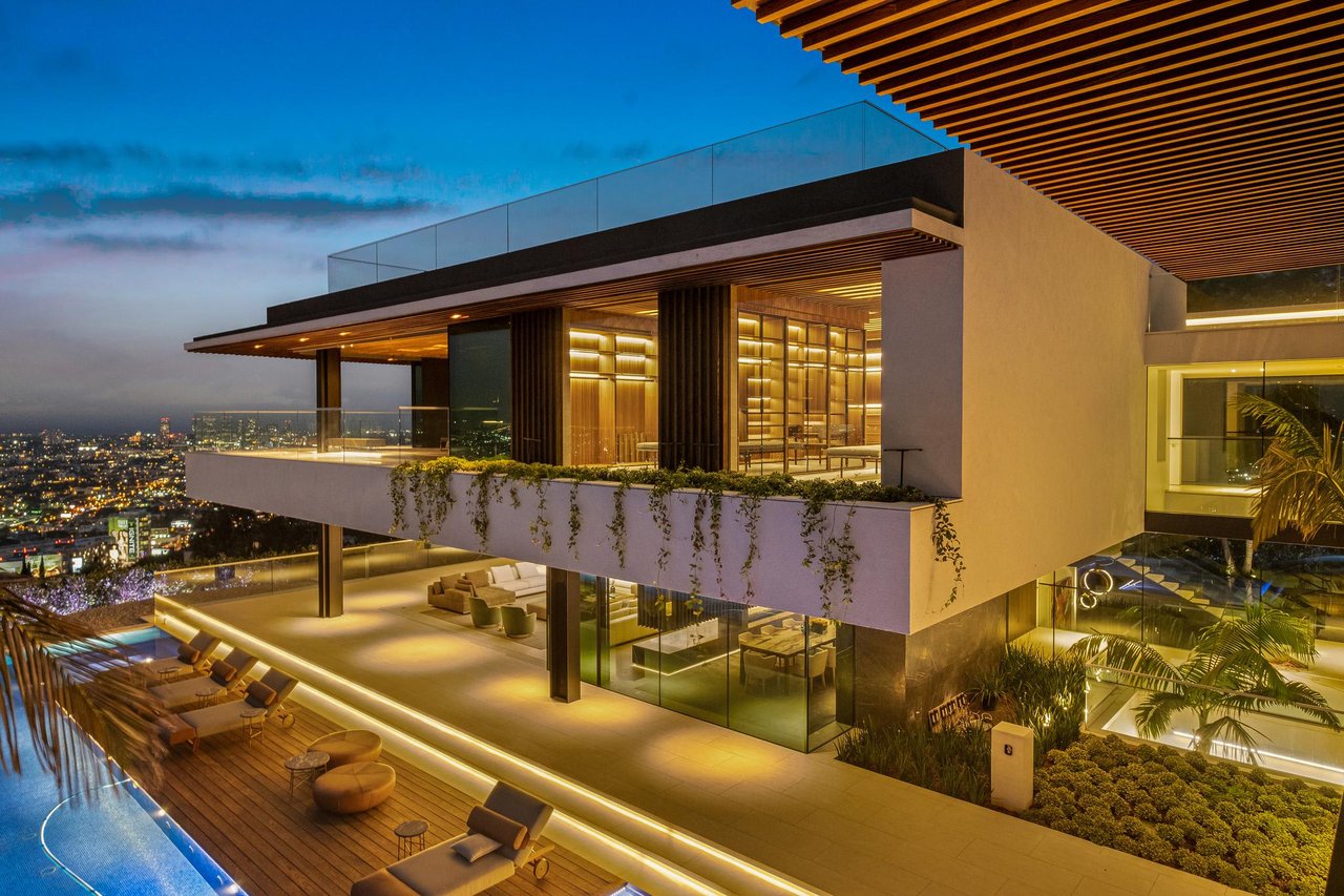 8408 Hillside Ave, Sunset Strip