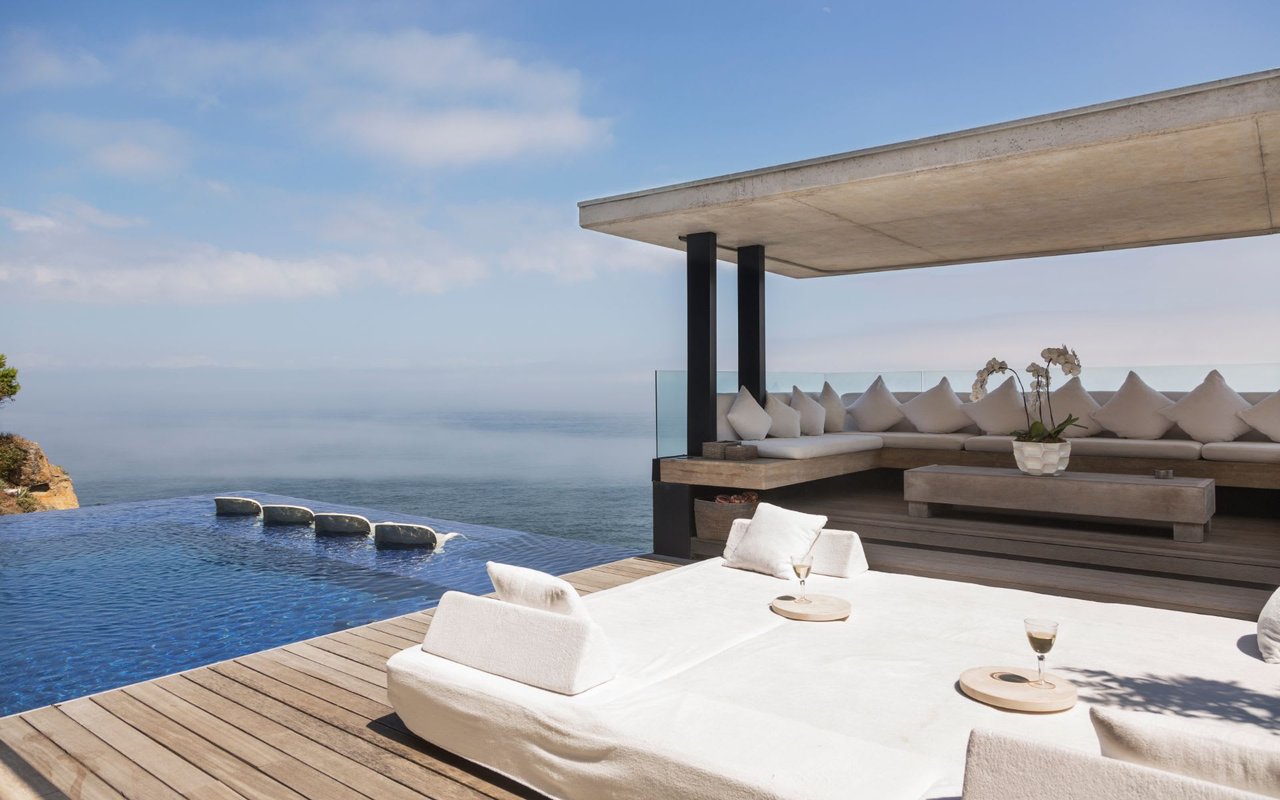 Luxurious Outdoor Living Spaces