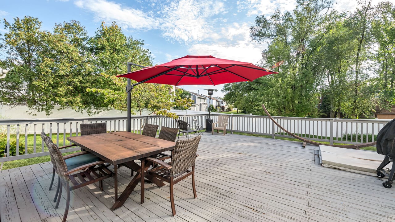 Paramus Colonial