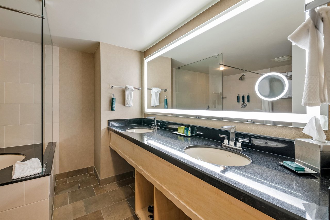 428/430-4050 Whistler Wy
