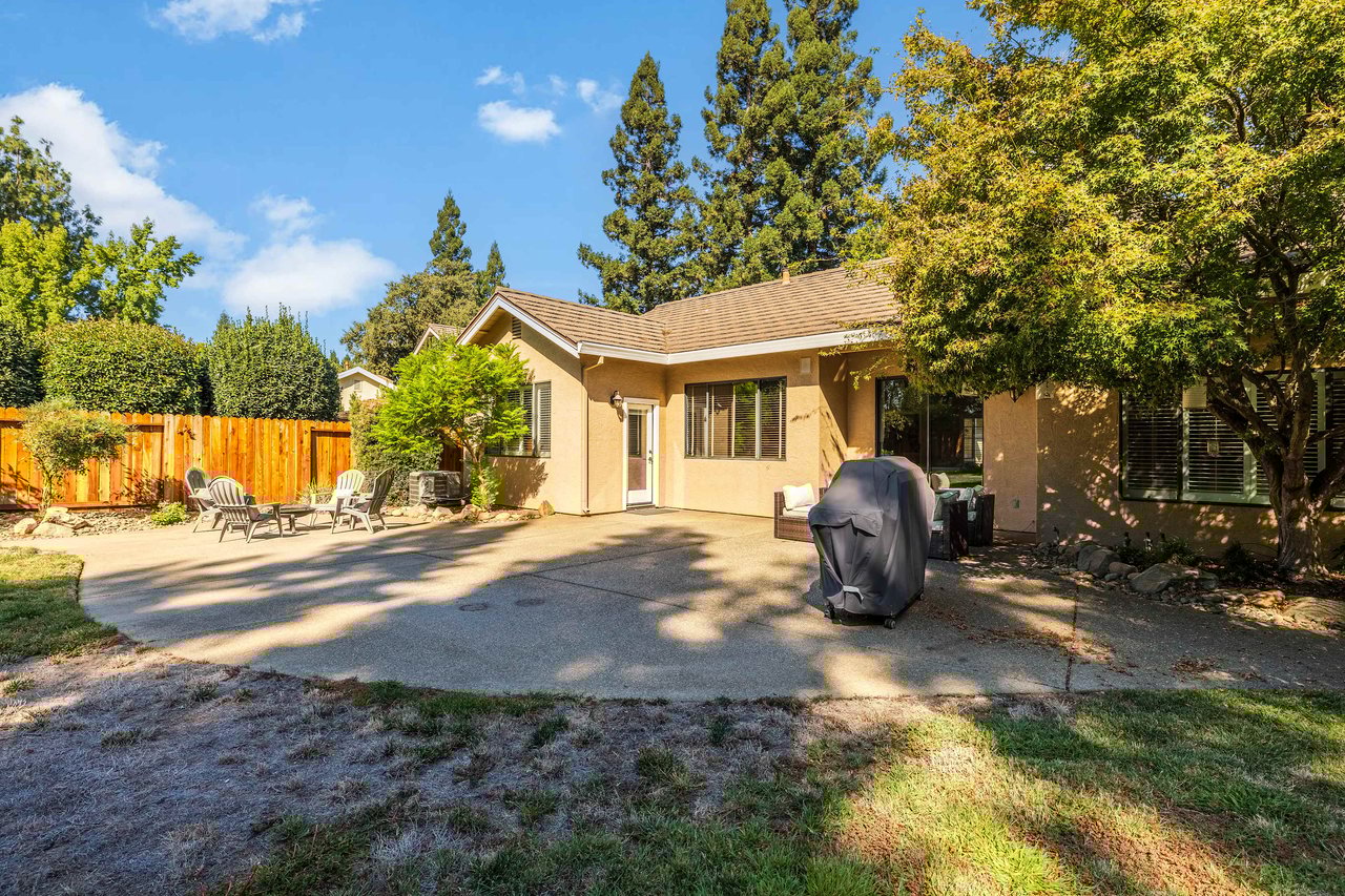 11853 Prospect Hill Dr