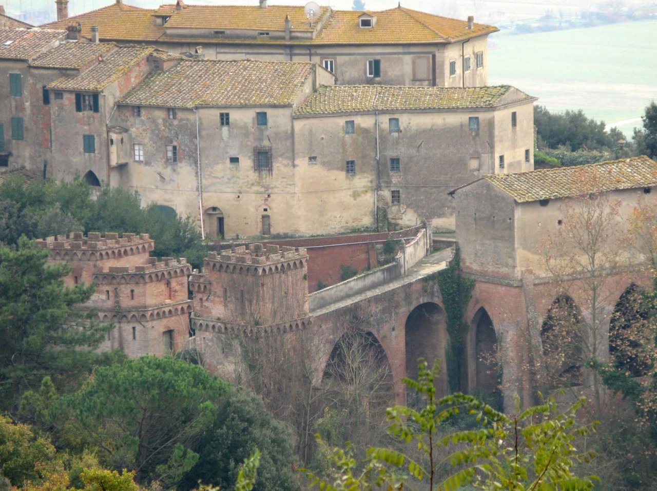 Via del Castello