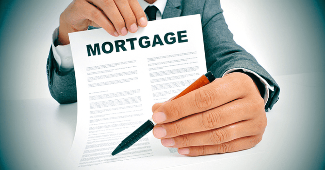 Pros and Cons of Getting a Mortgage From a Bank, Broker, or Online Lender