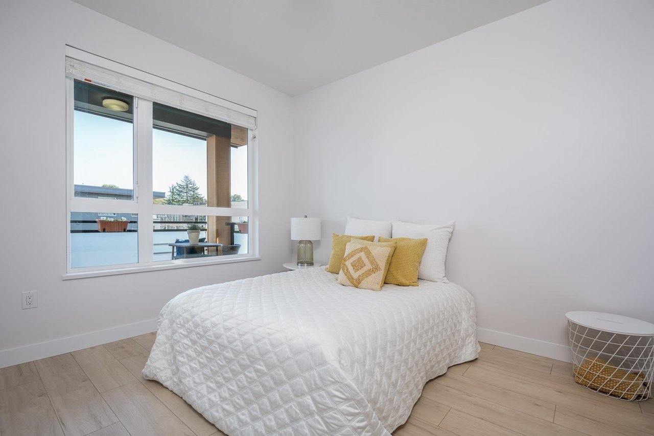 407-733 W 14th St