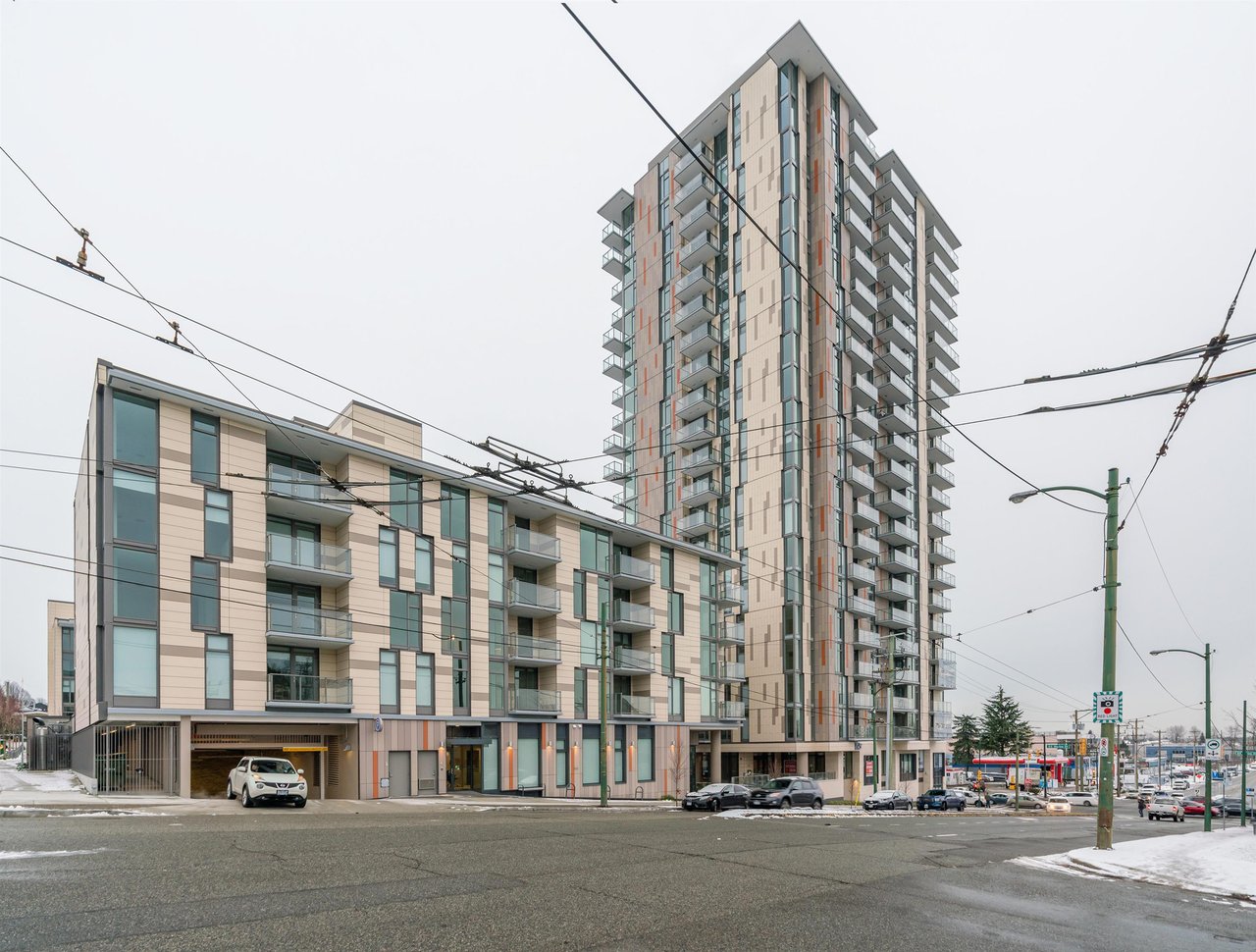 1306-8188 Fraser St