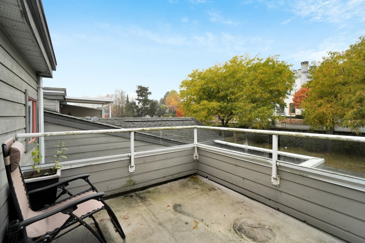 18-323 Governors Ct