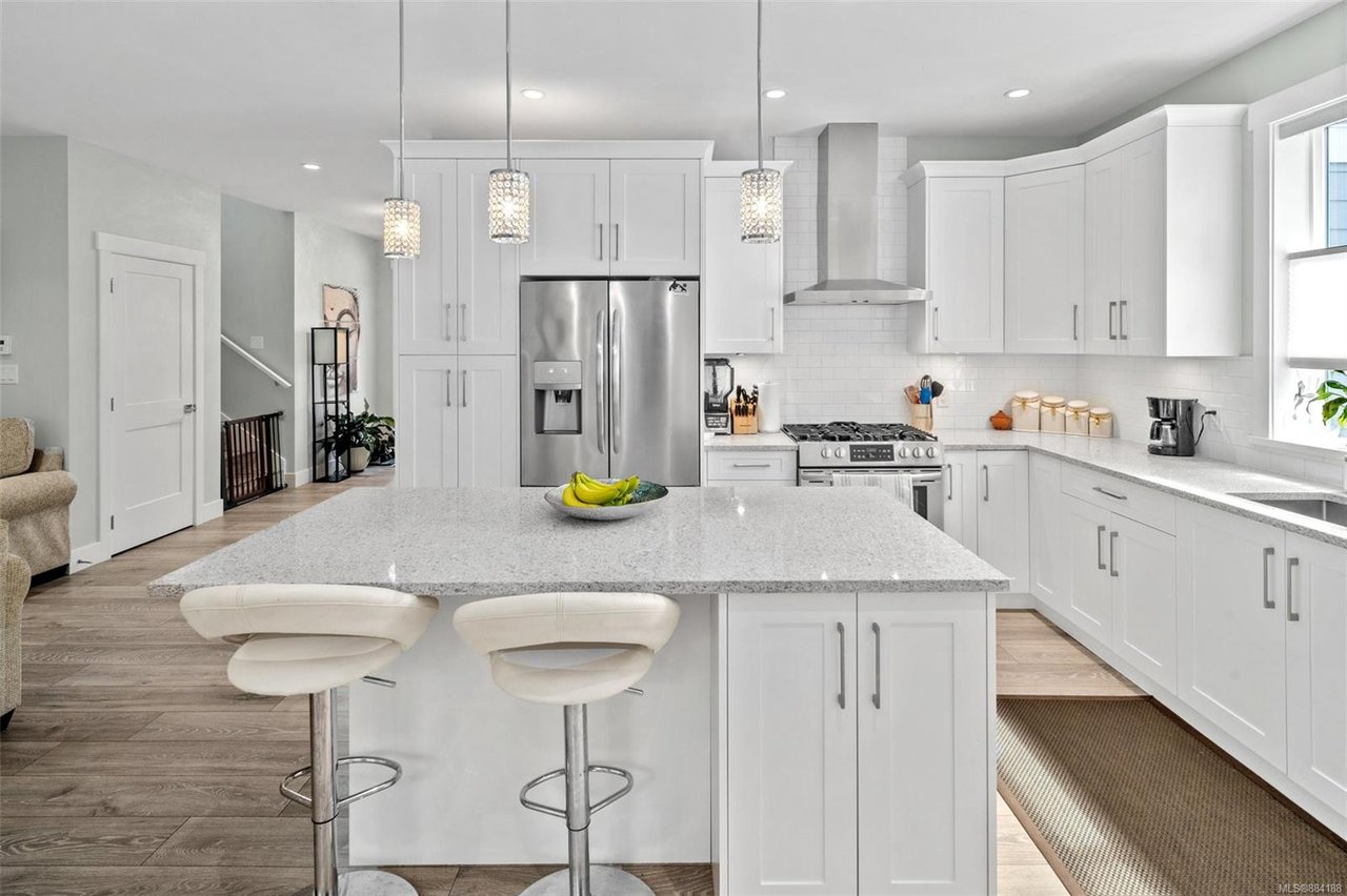 2544 West Trail Crt, Sooke