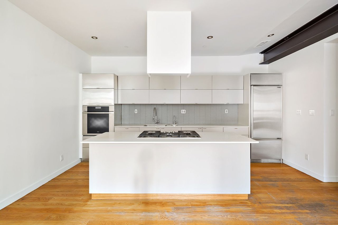 497 Greenwich Street 4D
