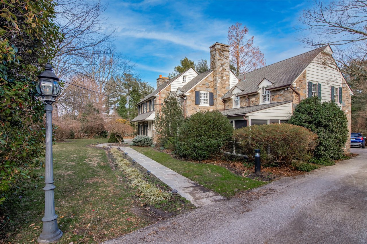 707 Hagys Ford Rd