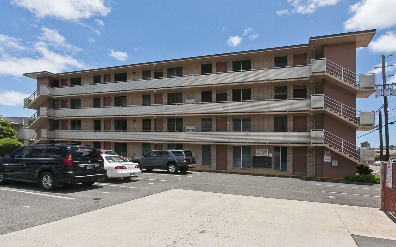 855 Olokele Ave, #204