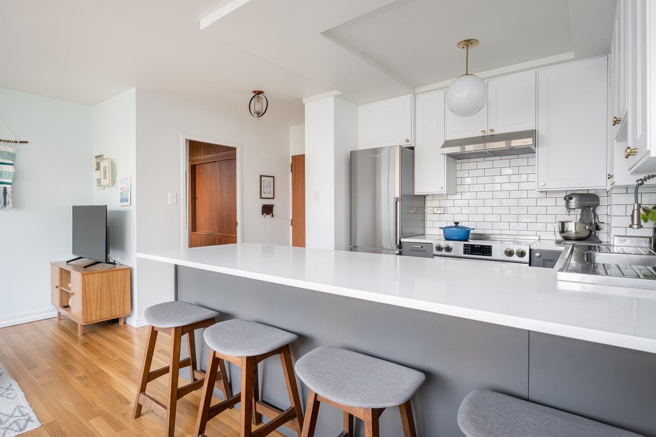 321-1445 Marpole Ave