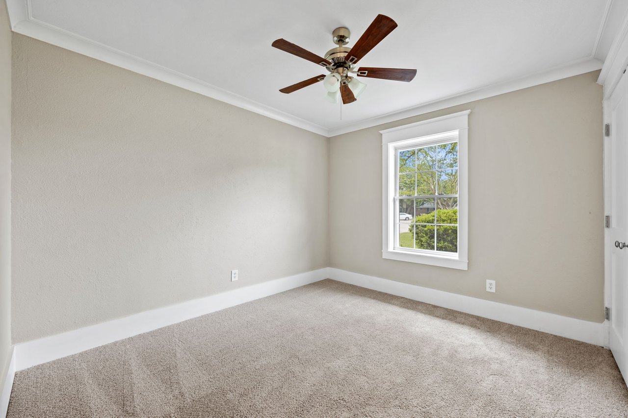 2912 Ashbury Drive