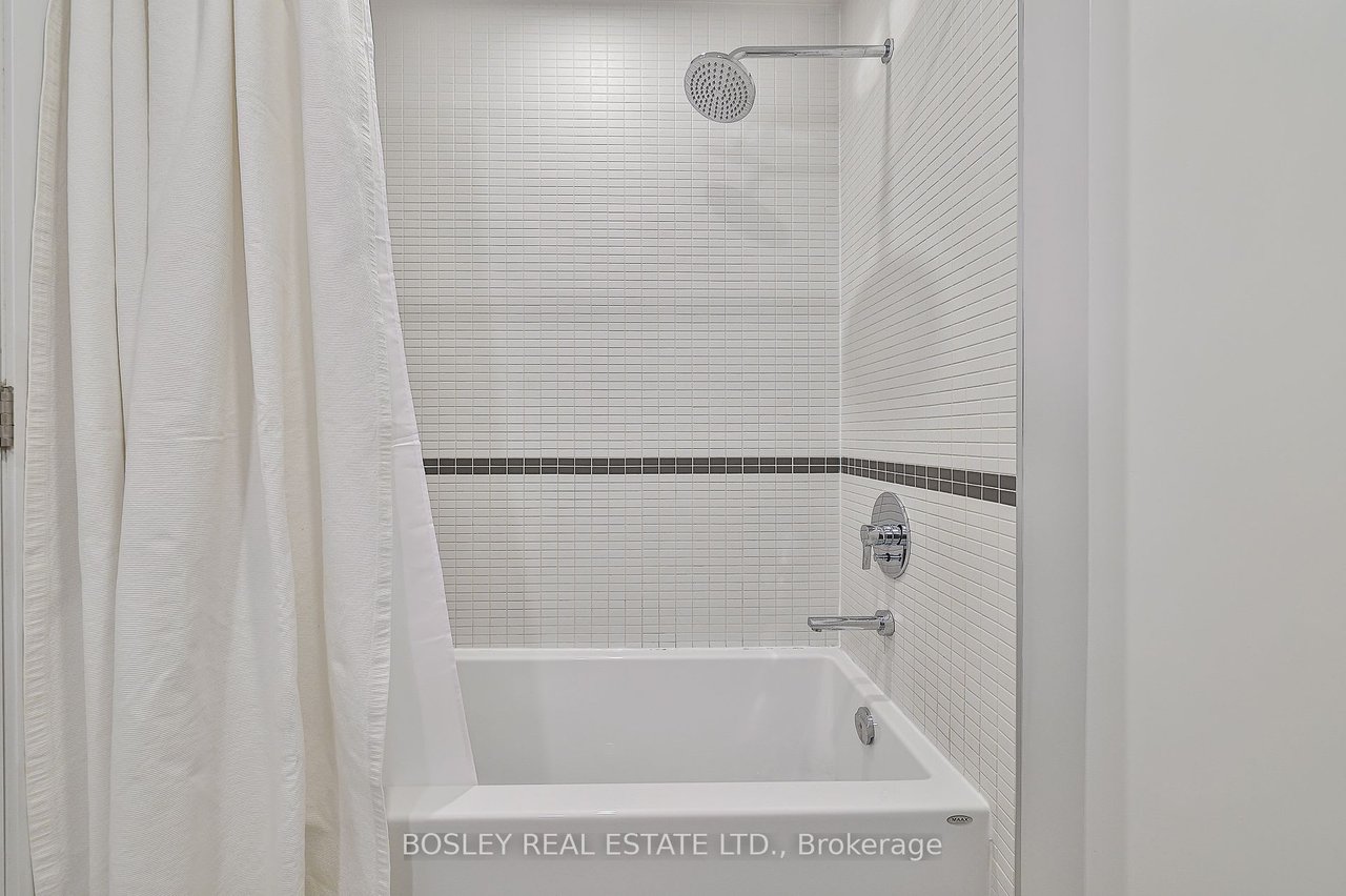 35 Wabash Ave 106