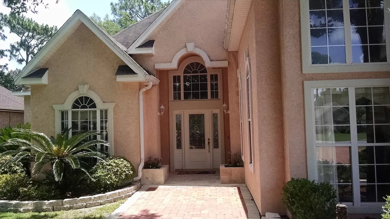 3240 COUNTRY CLUB Drive