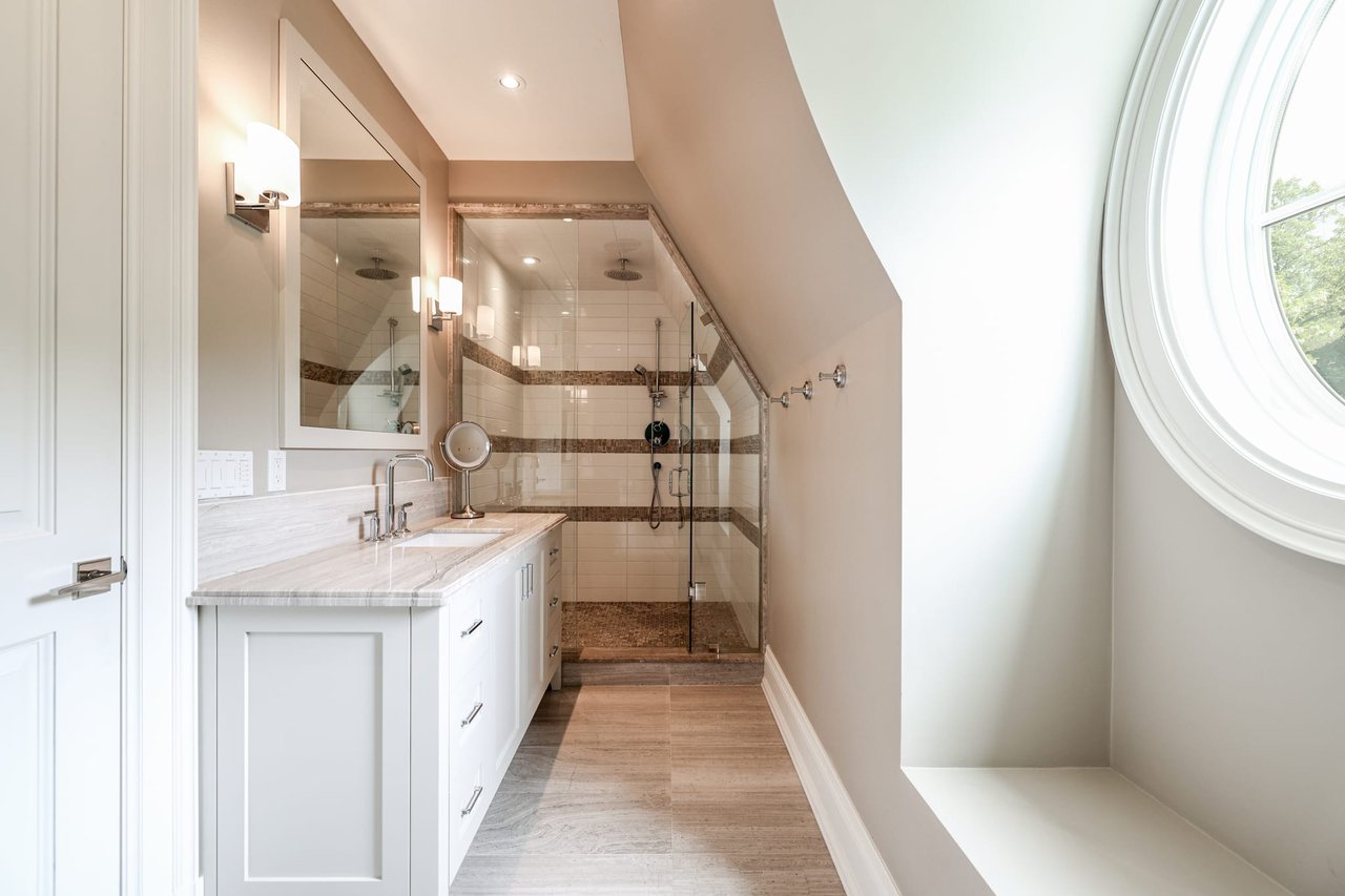 SOLD: Exquisite And Grand Detached Residence