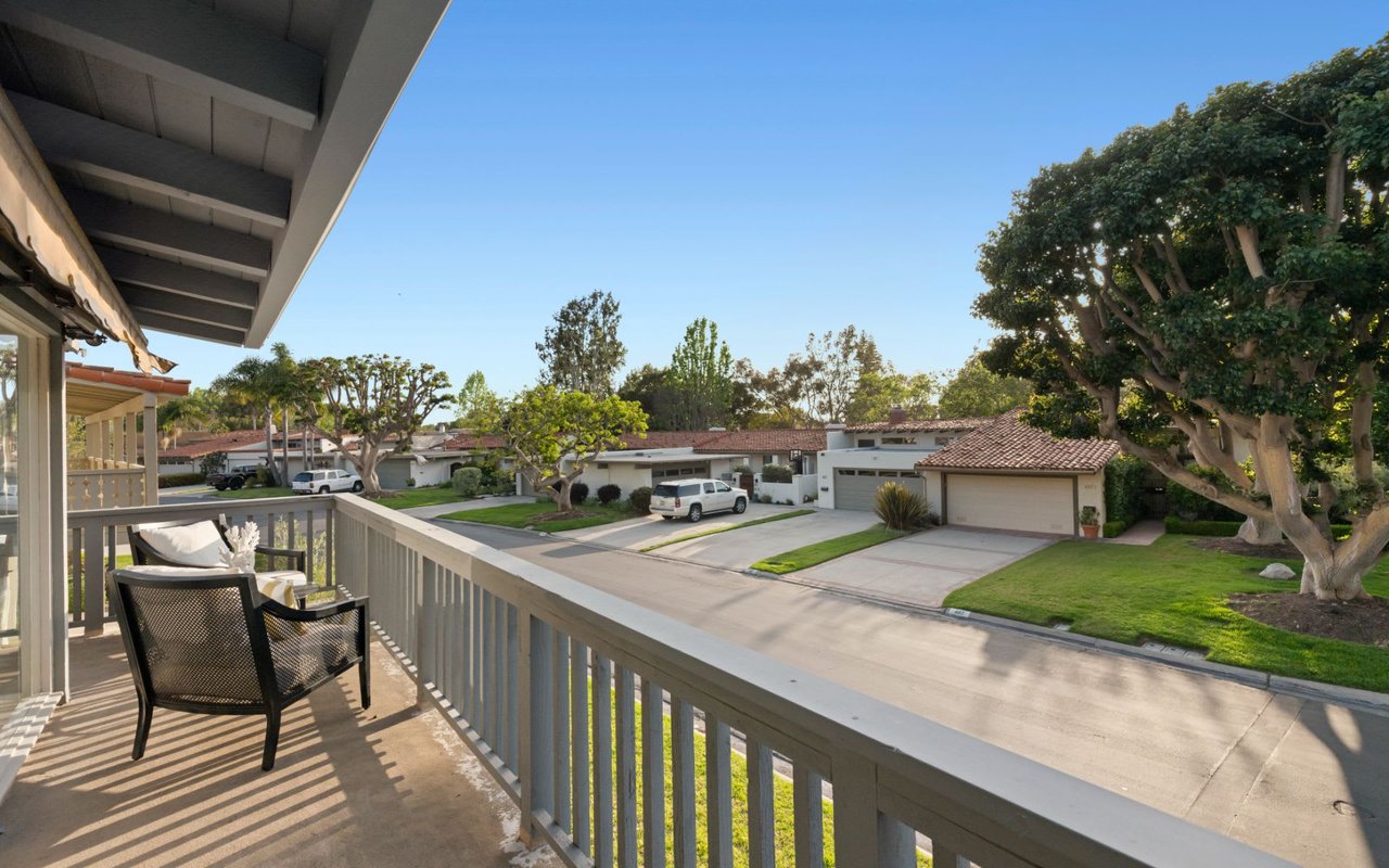 408 Vista Flora