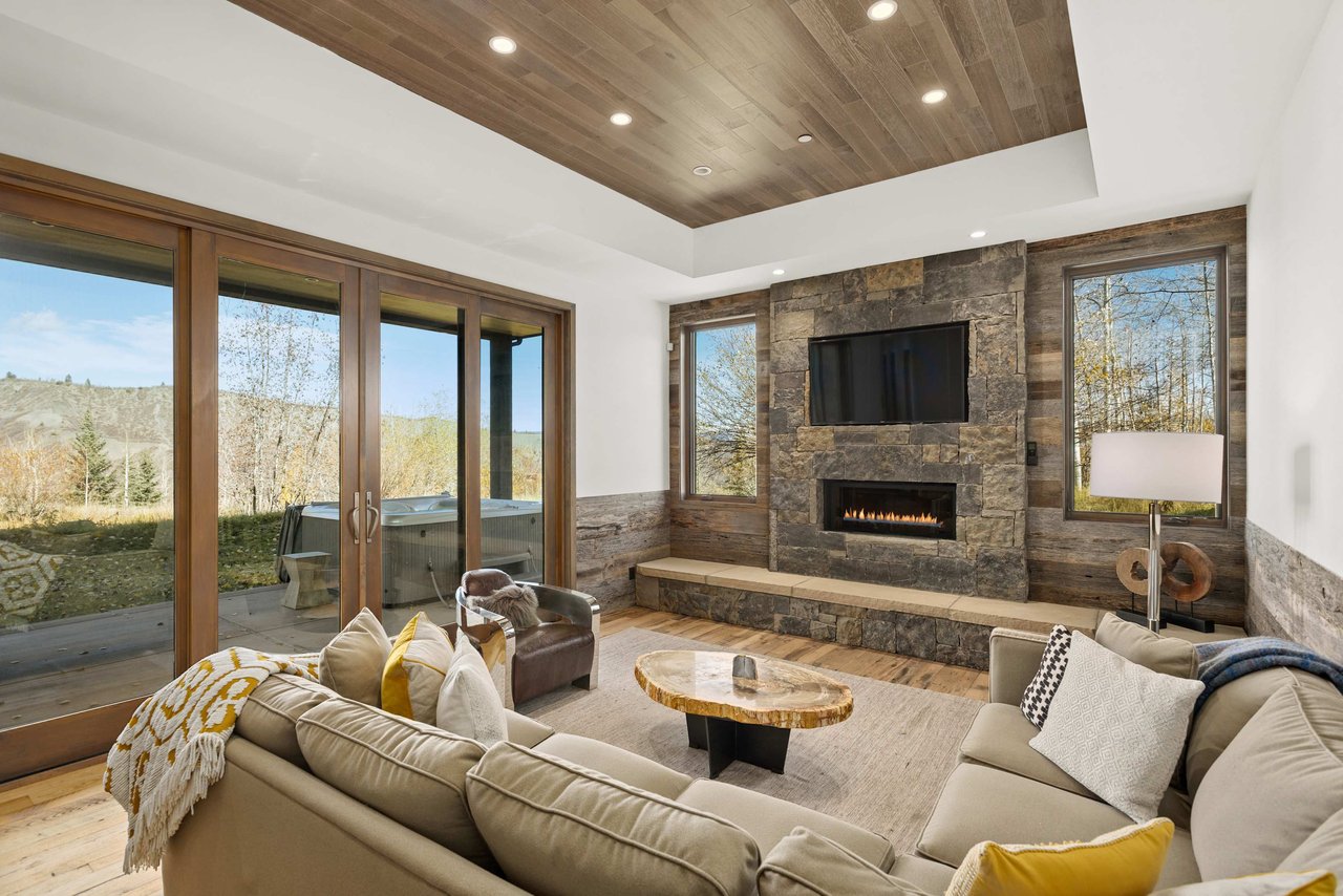 Mountain-Modern Luxury Estate in Snowmass Village