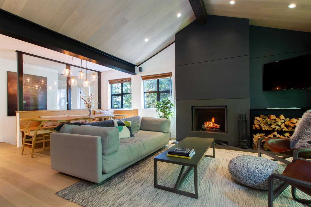 45D-4652 Blackcomb Wy