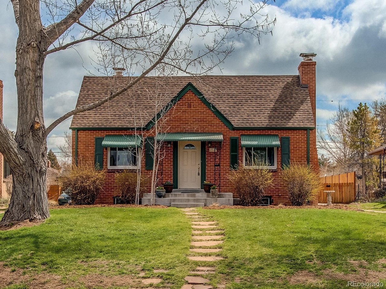 2526 Kearney St