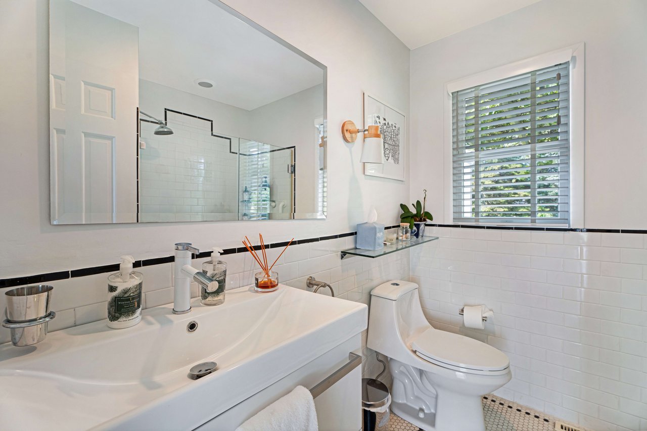 121 Sunset Beach Road