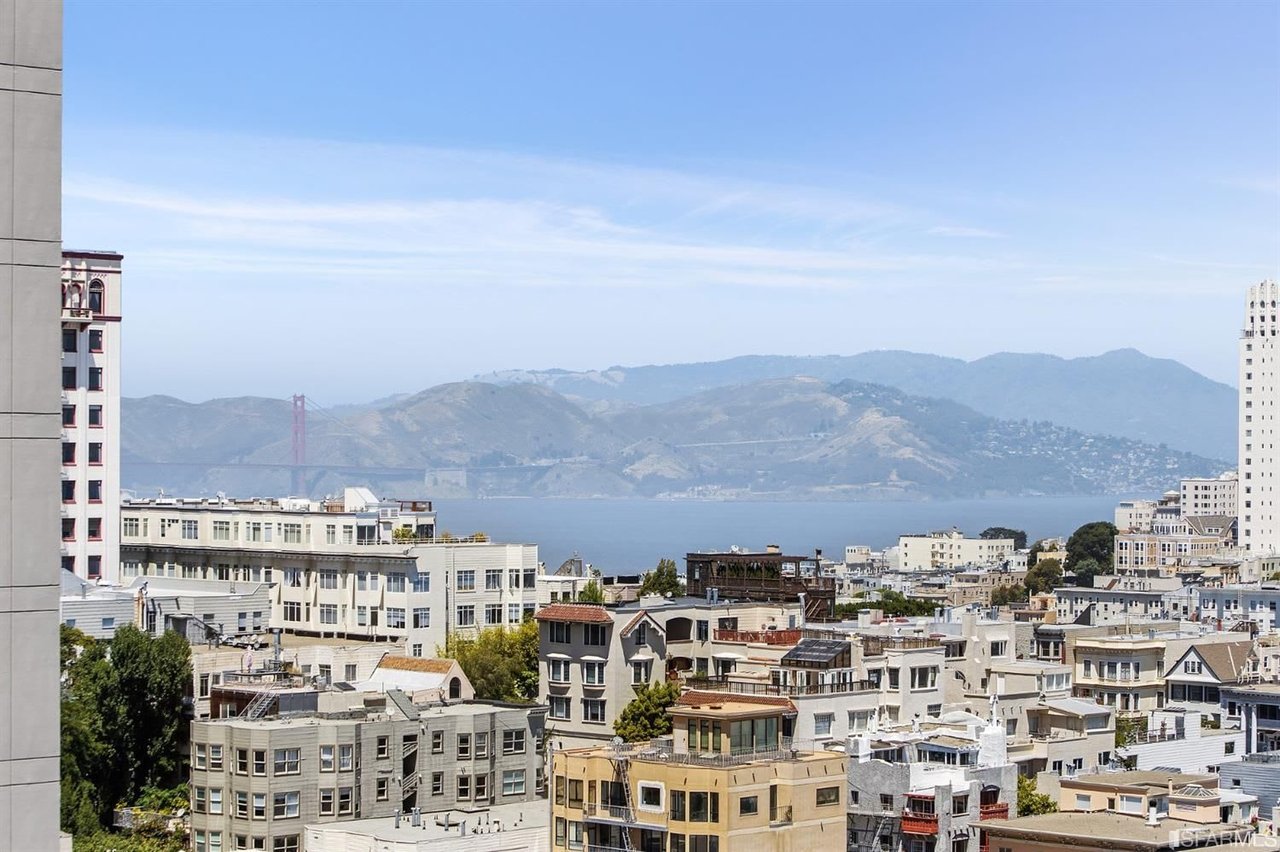 Iconic, Rarely Available Nob Hill Penthouse