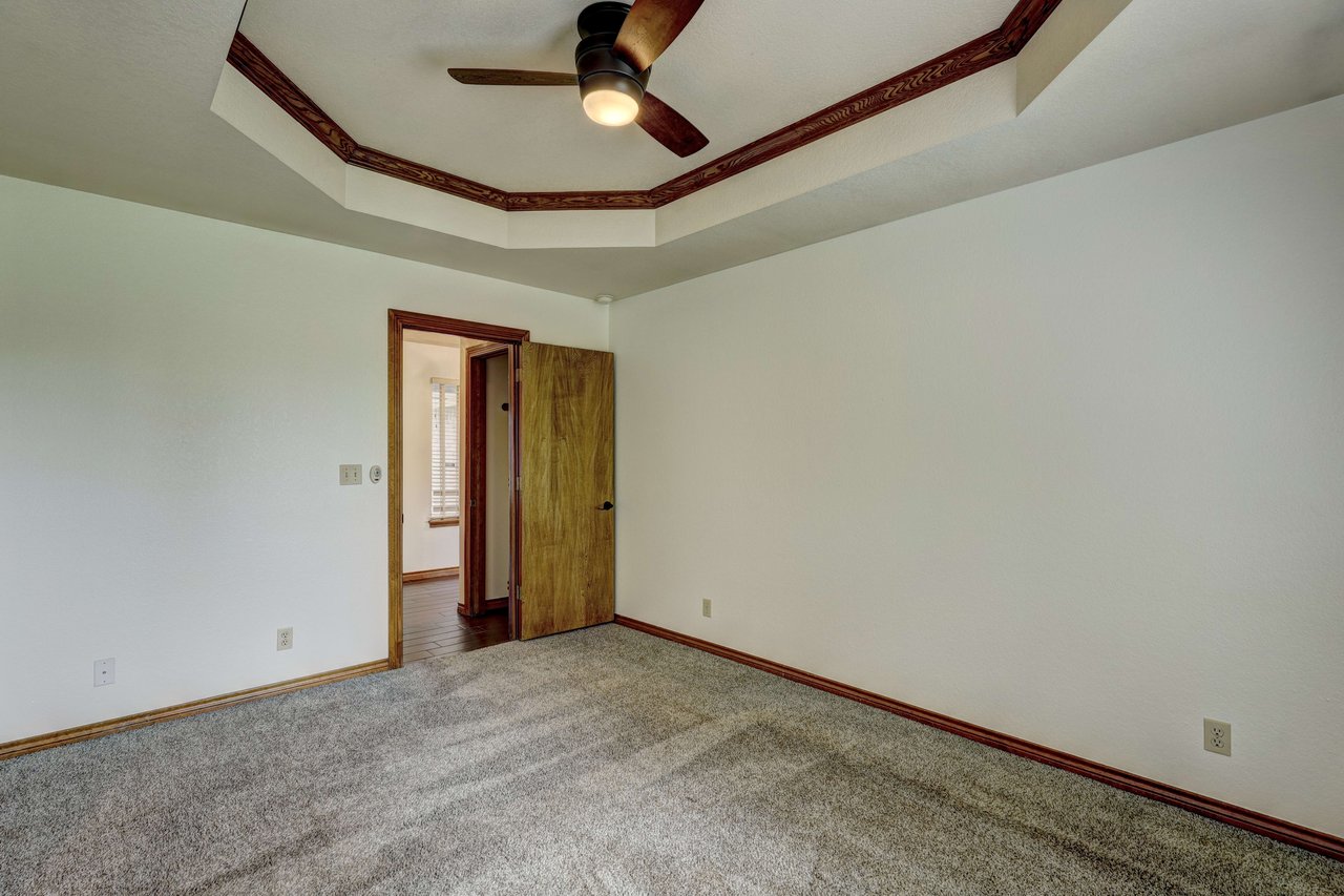 1205 Windsor Place