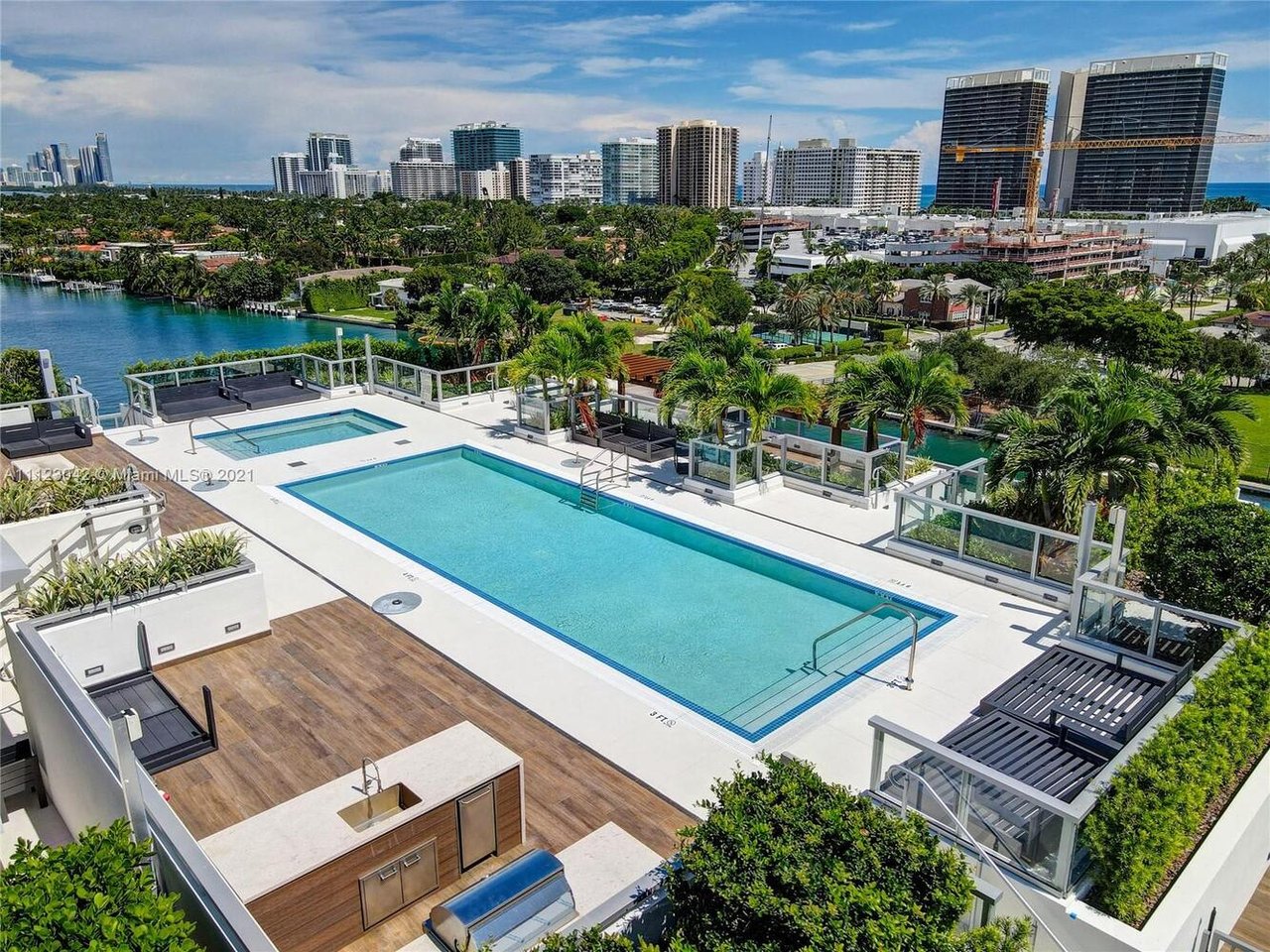 9521 E Bay Harbor Dr, #LP801