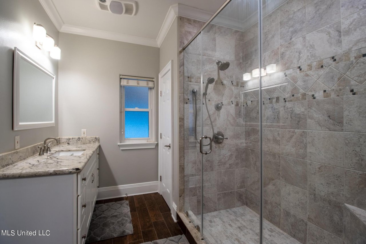 13 Field Brook Dr