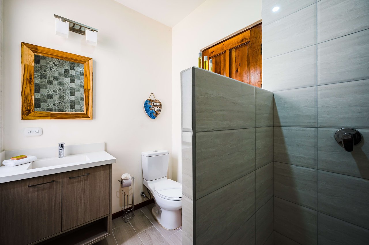 Pacific Garden 5 | Charming Walk to beach 3 bed condo in Playa Potrero