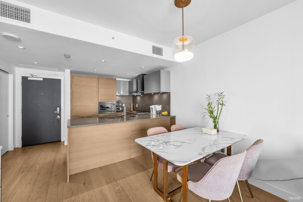 605-1561 W 57th Ave