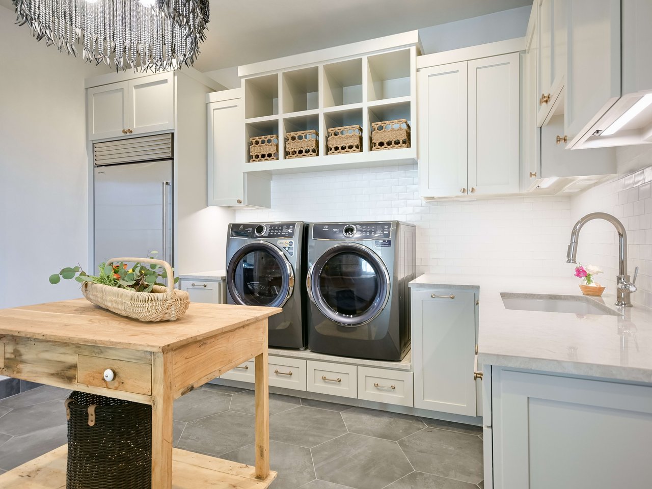 Alluring Amarra Masterpiece
