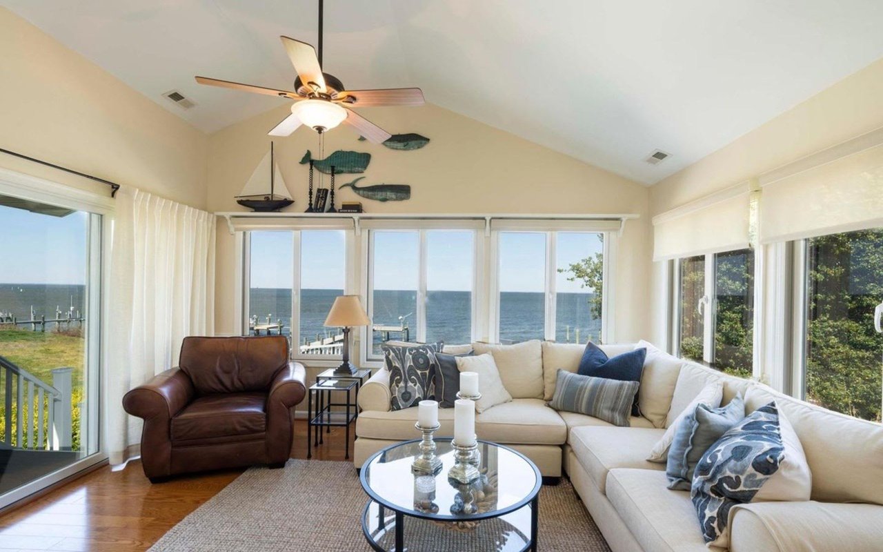 2128 Bay Front Ter