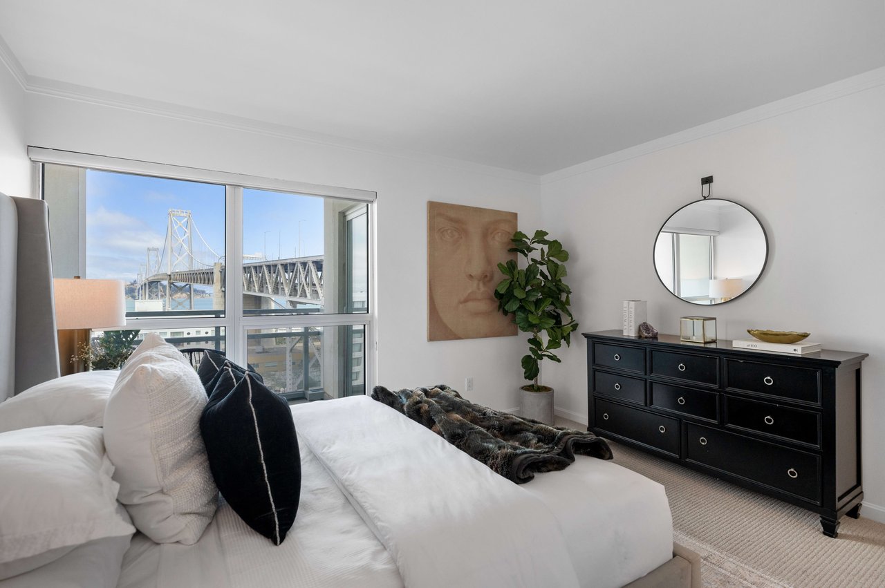 Ideal City Home At Bridgeview