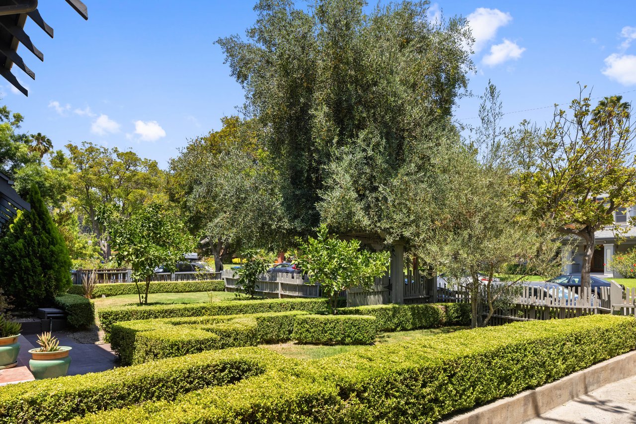 Craftsman Compound in Historic Hollywood Grove