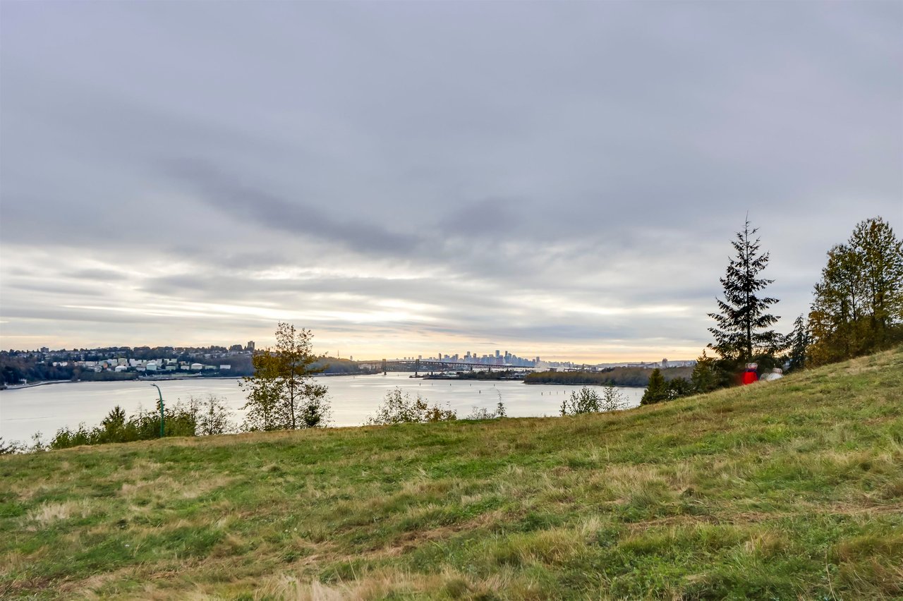 309-3600 Windcrest Drive, North Vancouver