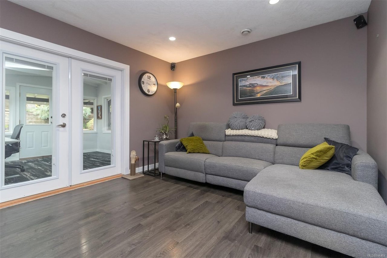 7448 East Saanich Rd, Central Saanich
