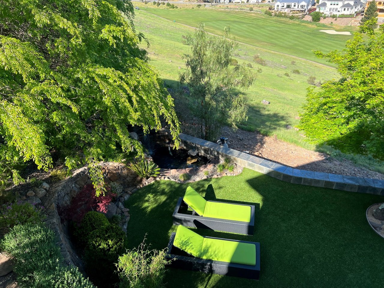 Property with Sweeping Views