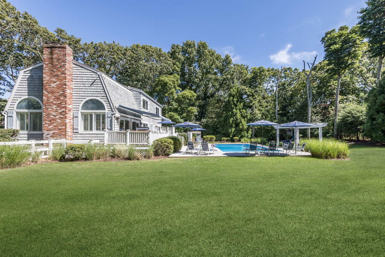 139 Meadows East