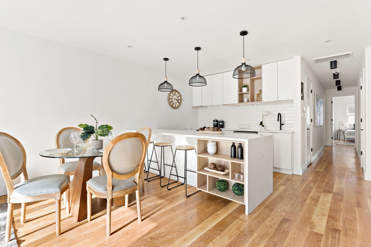 369 Kosciuszko St