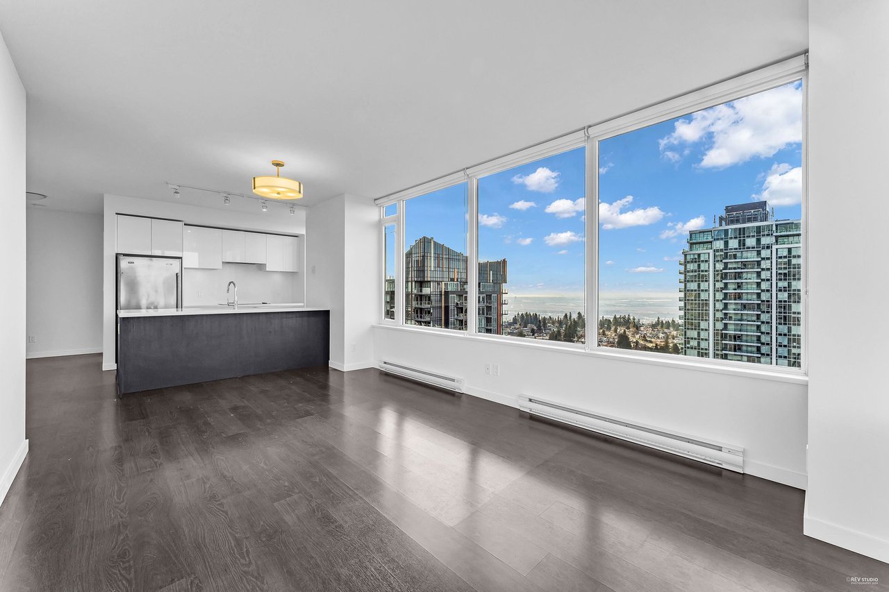 2807-6333 Silver Ave