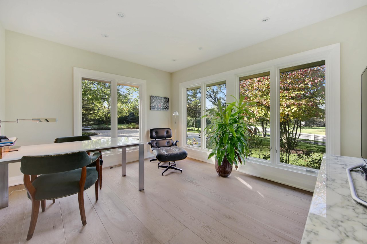 This Spectacular Home Exudes An Upscale Lifestyle With Modern Clean Lines