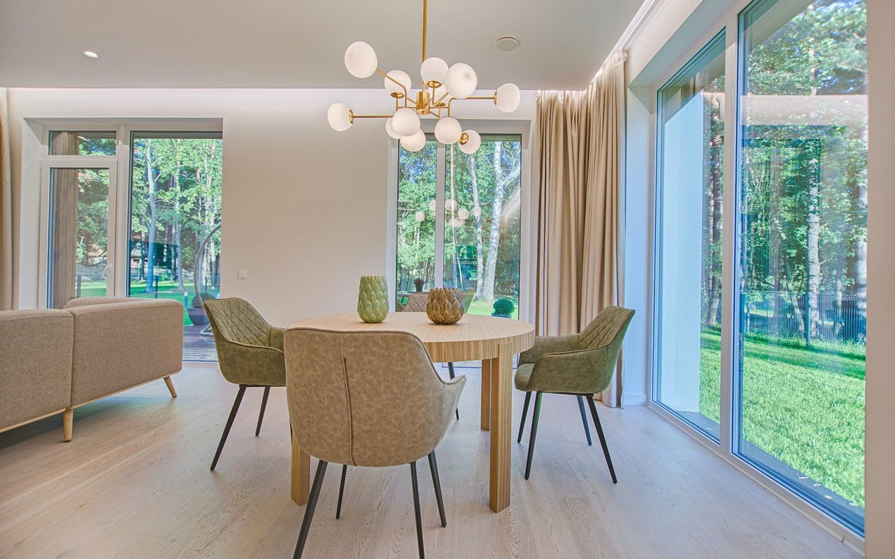 Just Listed: Castle Rock Home with Rare Walk Out Basement