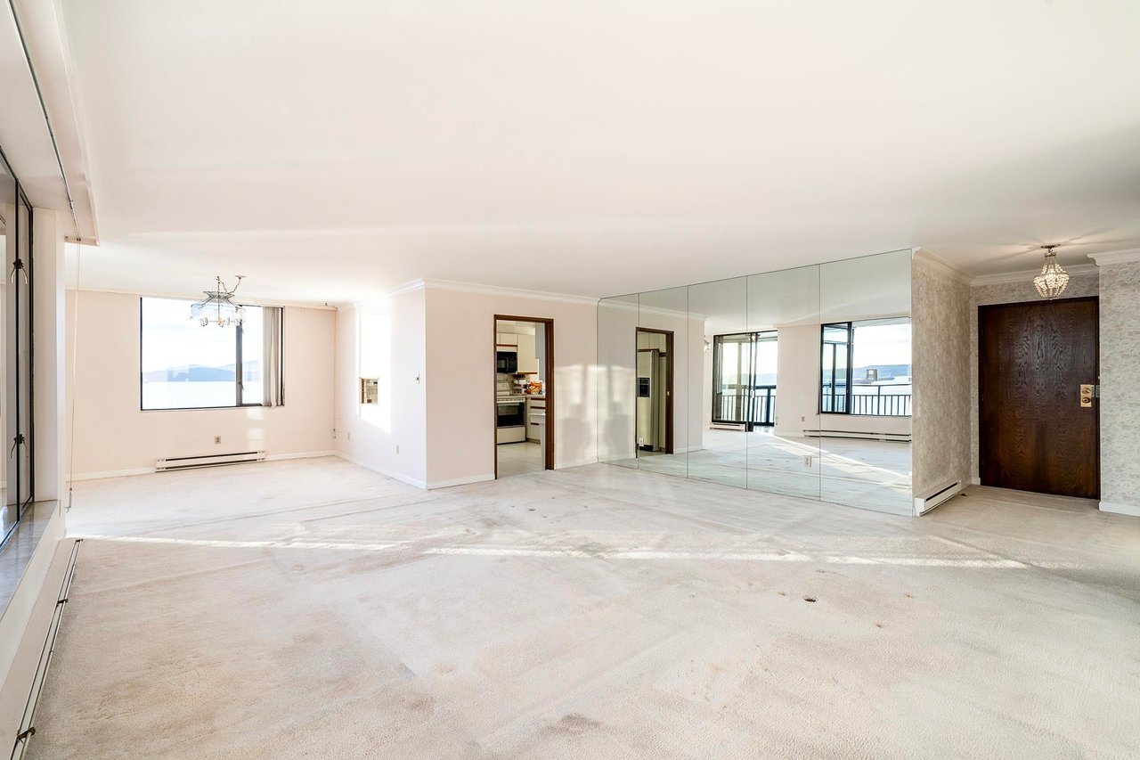1101-2240 Bellevue Ave Ave