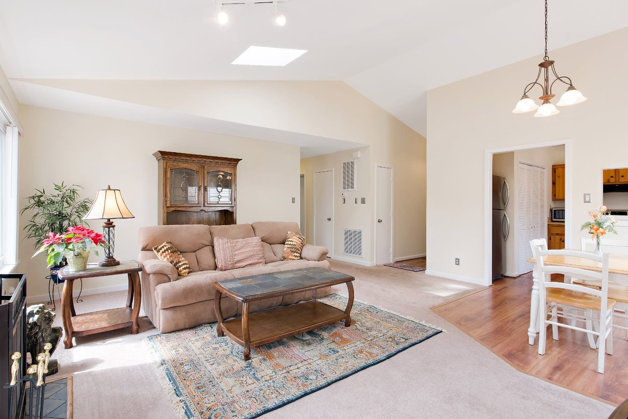 1457 Lockett Ridge Road